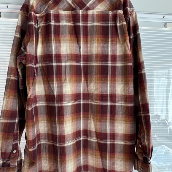 EUC XLT Carhartt snapfront shirt - Picture 2 of 7